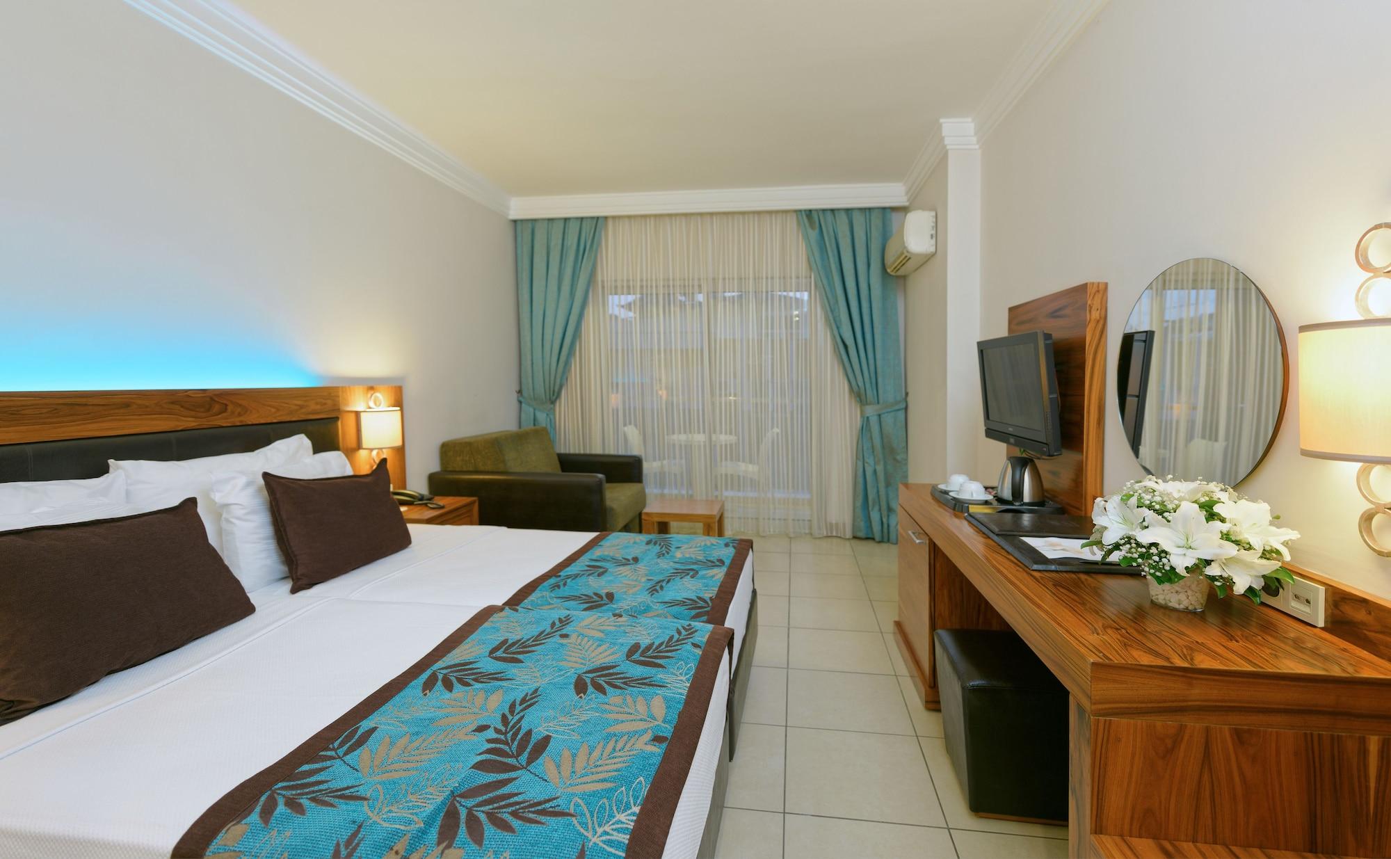 Xperia Grand Bali Hotel (Adults Only) Аланя Екстериор снимка