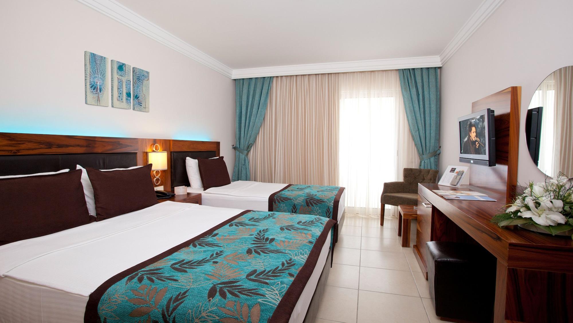 Xperia Grand Bali Hotel (Adults Only) Аланя Екстериор снимка