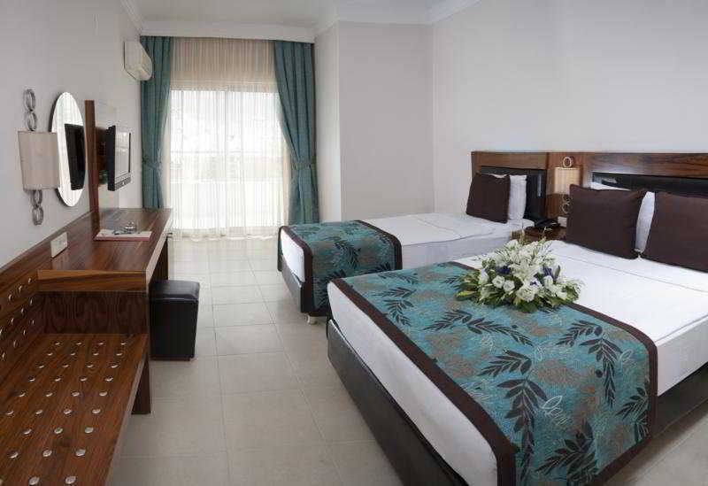 Xperia Grand Bali Hotel (Adults Only) Аланя Екстериор снимка